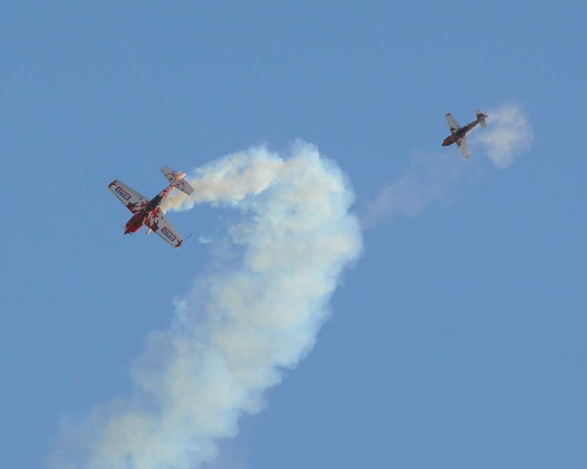 Extra EA-300