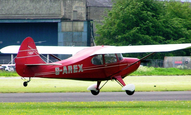 There were 561 Aeronca 15AC Sedans produced, and less than half are reportedly still in flight today.