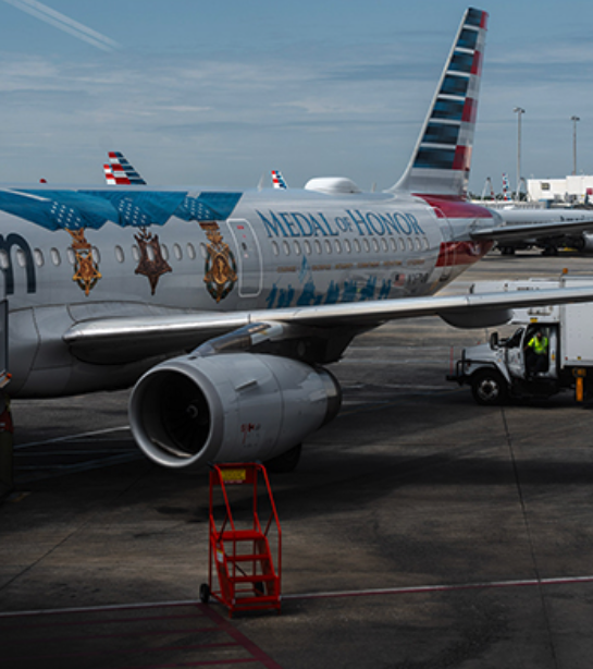 An American Airlines aircraft used for the Soaring Valor flights with the special ‘Medal of Honor’ livery [Courtesy: American Airlines]
