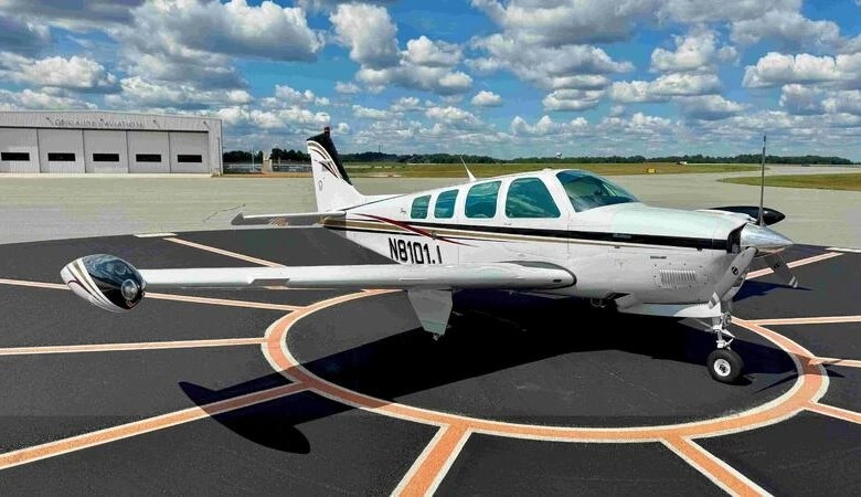 1992 Beechcraft A36 Bonanza [Courtesy: Carolina Aircraft]