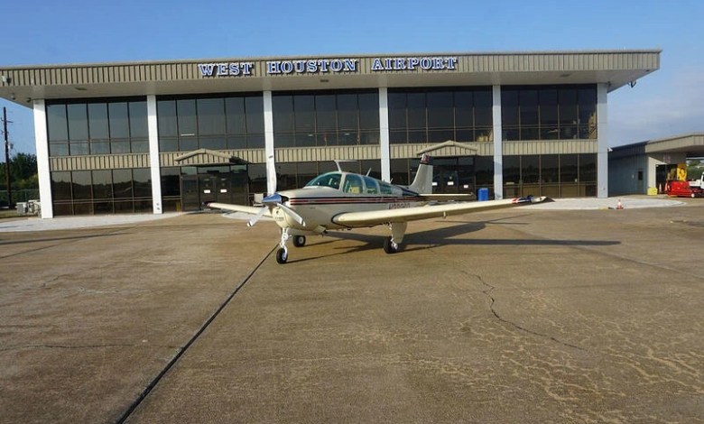 1979 Beechcraft F33A Bonanza [Courtesy: West Houston Airport]