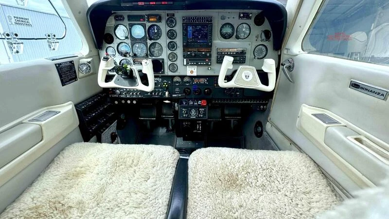 1992 Beechcraft A36 Bonanza [Courtesy: Carolina Aircraft]