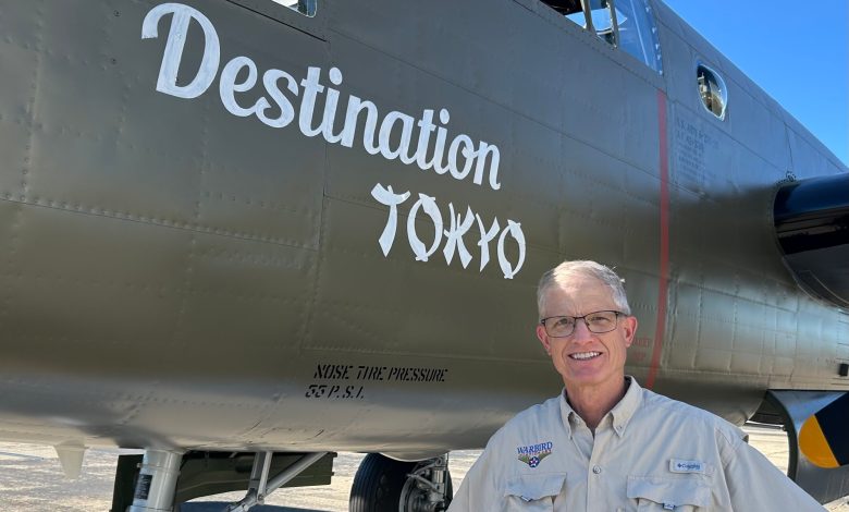 Ron Kaplan applied his skill and paint to the nose of a restored B-25 in honor of the famous Doolittle Raiders of World War II. [Courtesy: Rob Kaplan]