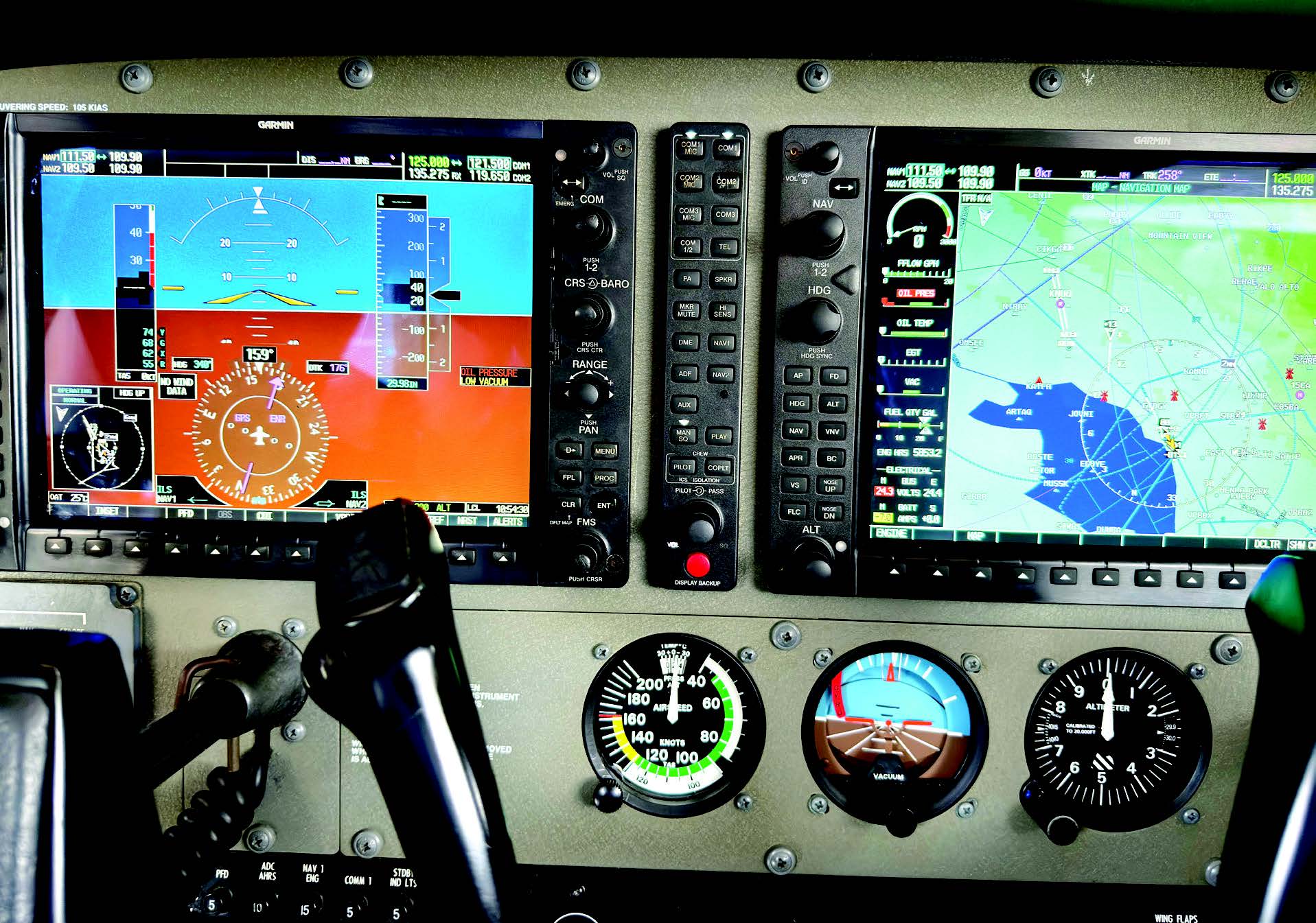 The APR and autopilot keys are shown mixed in with other keys. [Credit: Max Trescott]