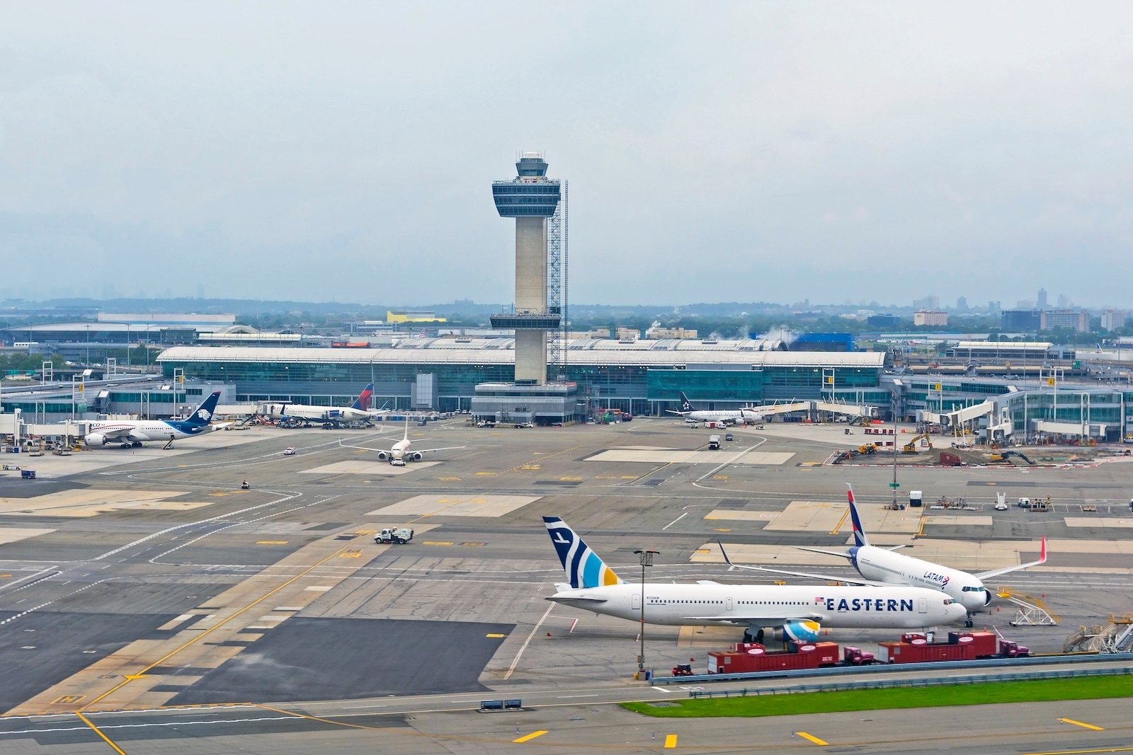 air traffic control tower