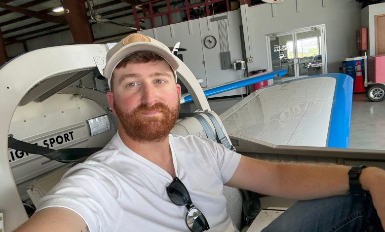 Sporty’s scholarship winner Gabriel Kesler [Credit: Sporty’s Pilot Shop].