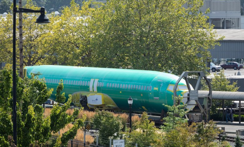 A 737 fuselage