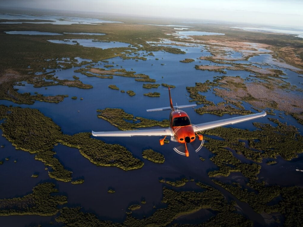 A Cirrus aircraft in flight