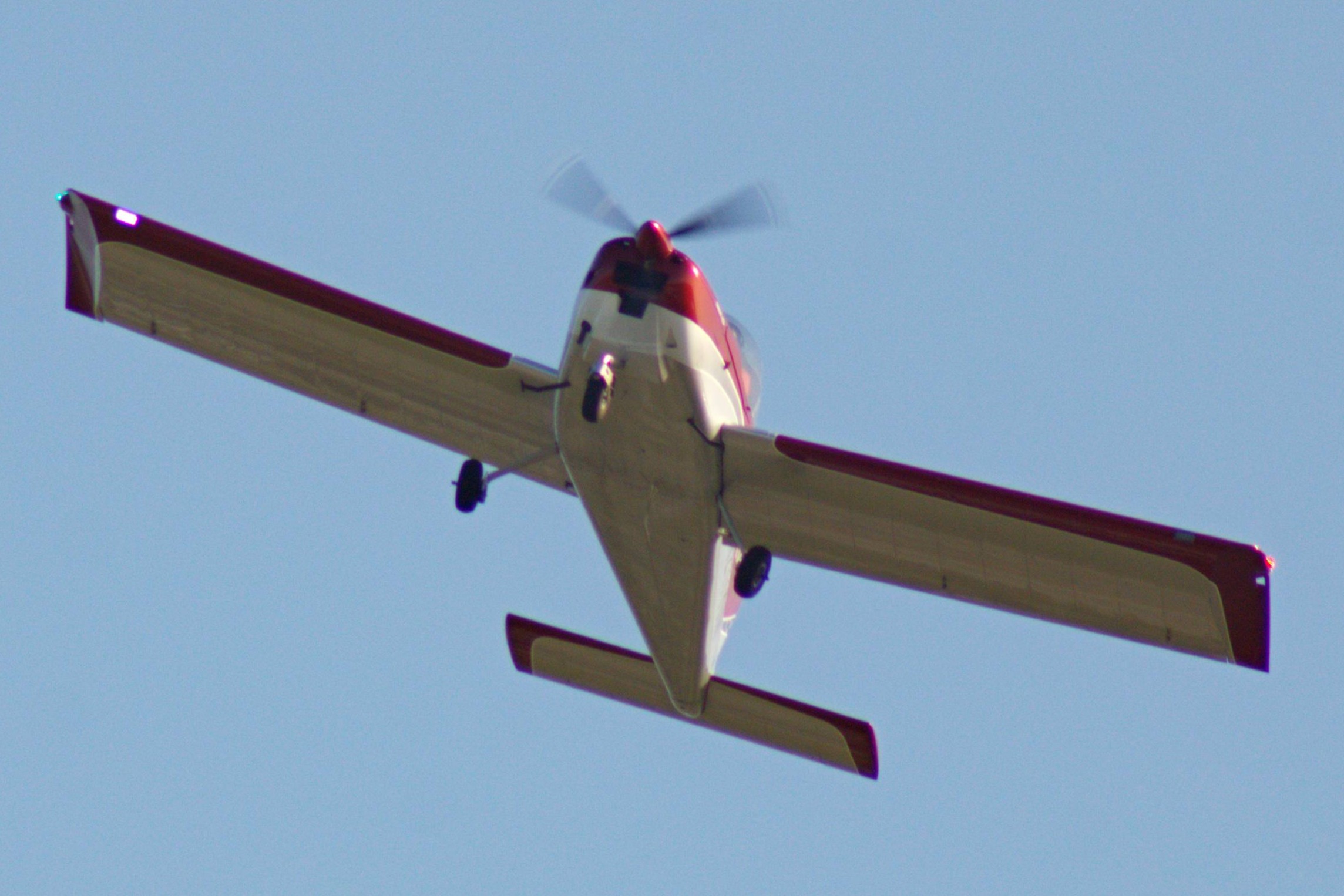 Van’s RV-12iS