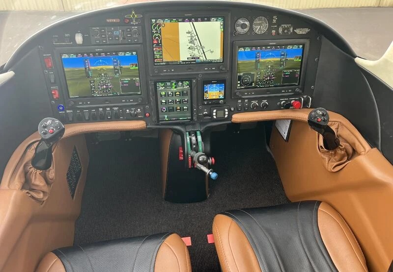 2018 Lancair LX7-20 [Credit: Mike Schrader]