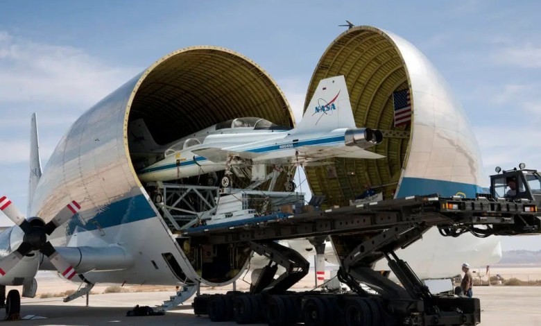 NASA Super Guppy loads T-38 Talon trainer aircraft