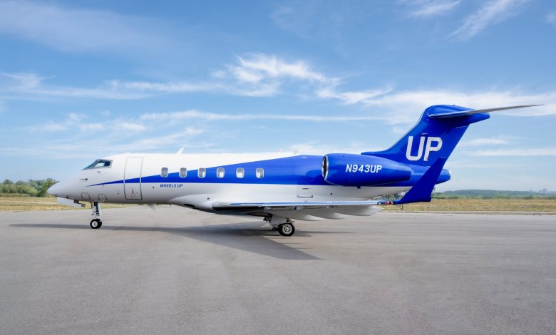 Bombardier Challenger 300 series aircraft with Wheels Up livery