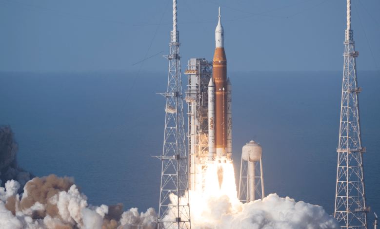 NASA’s Space Launch System (SLS) rocket and Orion crew capsule carrying four astronauts blast off from Launch Complex 39B at Kennedy Space Center in Florida at 6:35 p.m. EDT. [Credit: NASA]