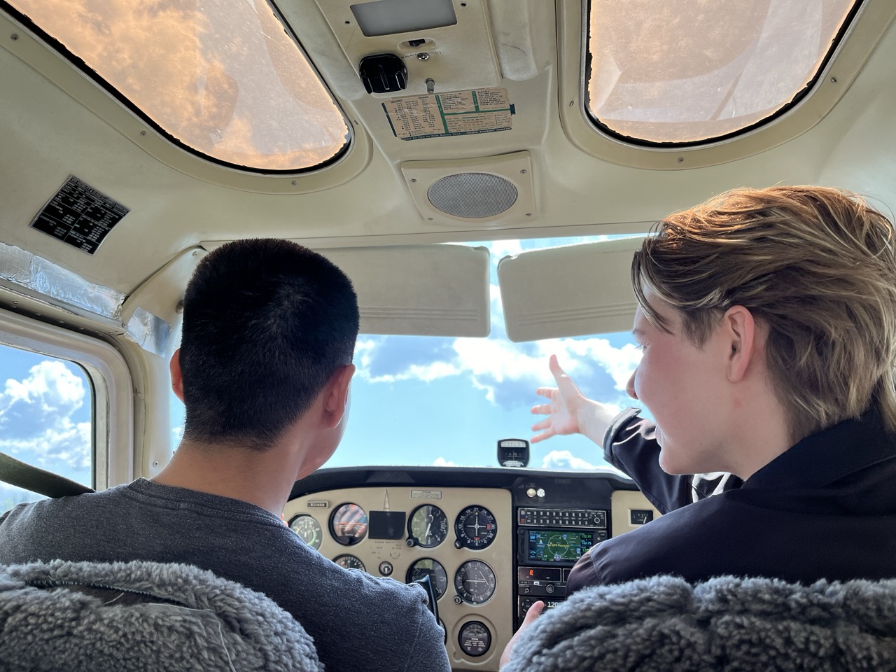 Learning to capture sight picture is an important element for student pilots. [Credit: Meg Godlewski]