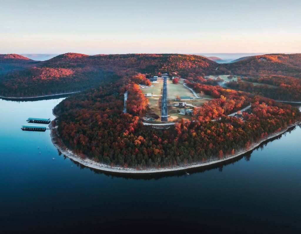 Discovery Bay at Norwalk Landing provides stunning views of the Missouri Ozarks. [Credit: Discovery Bay at Norwalk Landing]