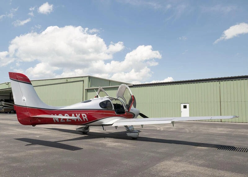 2002 Cirrus SR22 G1 [Credit: Aerista]