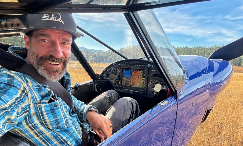Grant Korgan flying a Carbon Cub FX-3 [Credit Grant Corgan]