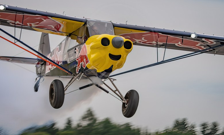 Luke Czepiela flies his Carbon Cub UL in the Red Bull livery. [Credit: Michal Ludwiczak]