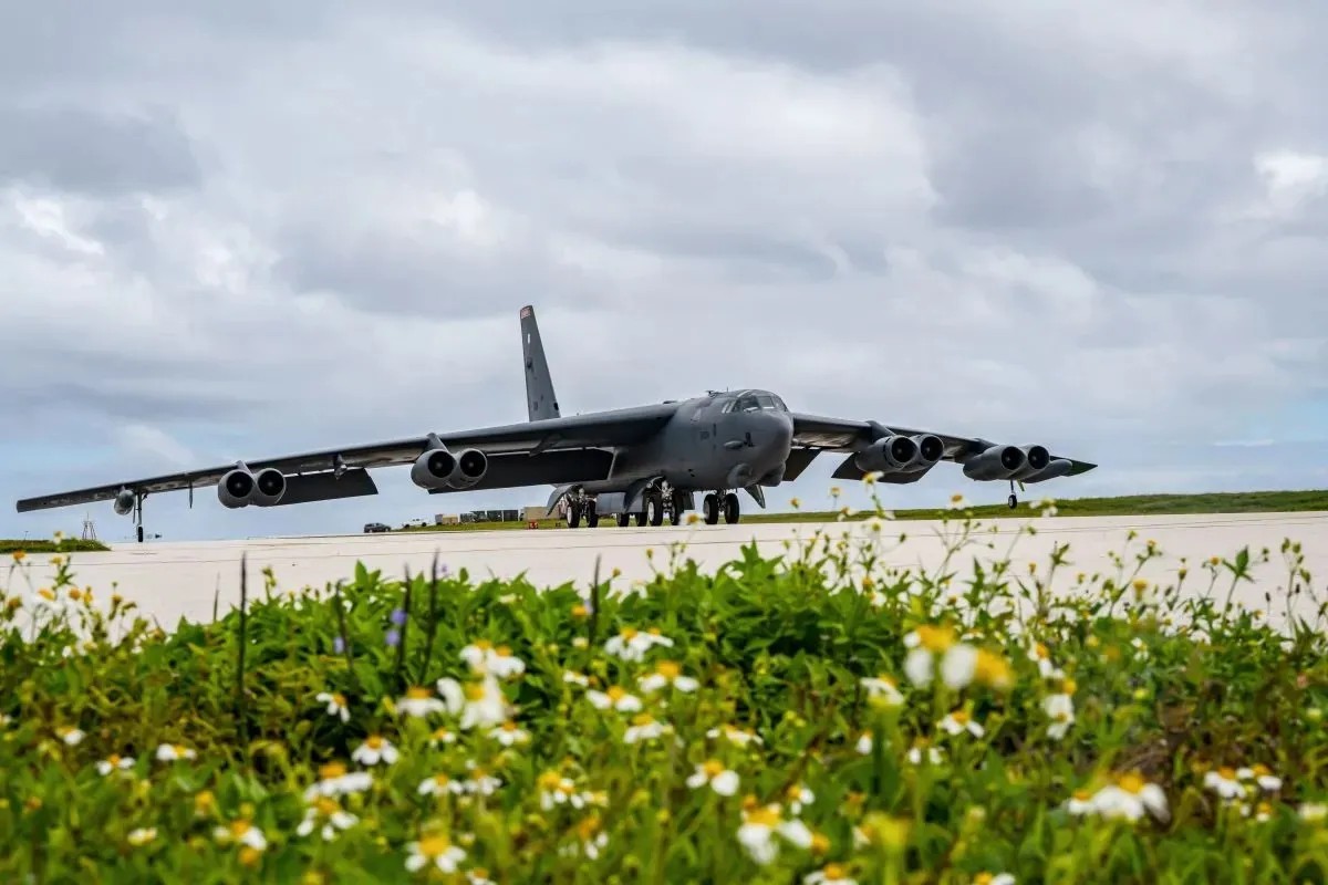 Air Force B-52 bomber