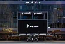 Archer Aviation Midnight eVTOL electric air taxi in downtown Los Angeles