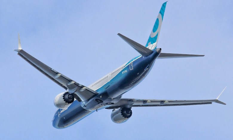 A Boeing 737-9 undergoing test flights at Paine Field in Seattle. [Credit: AirlineGeeks/Katie Zera]