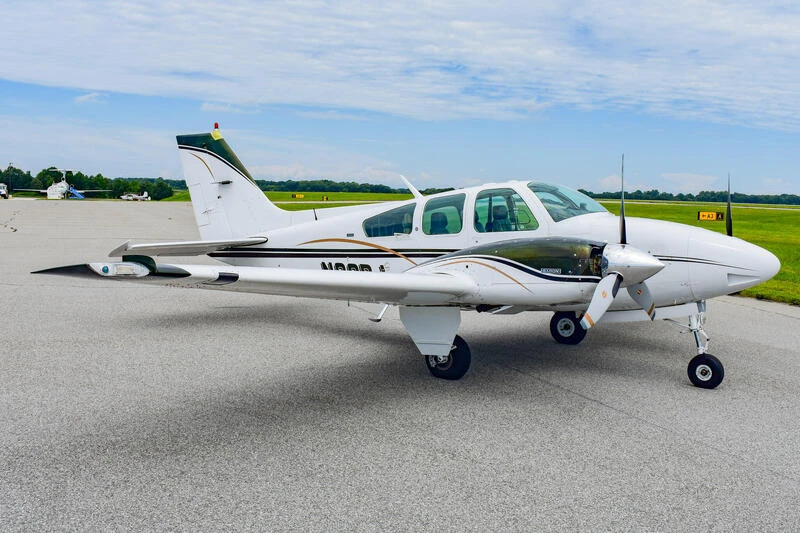 1975 Beechcraft Baron B55 [Credit Carolina Aircraft.
