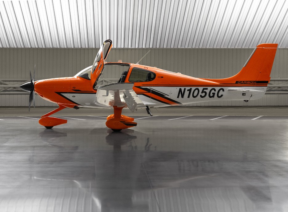 Cirrus Aircraft SR22T turbocharged GA airplane