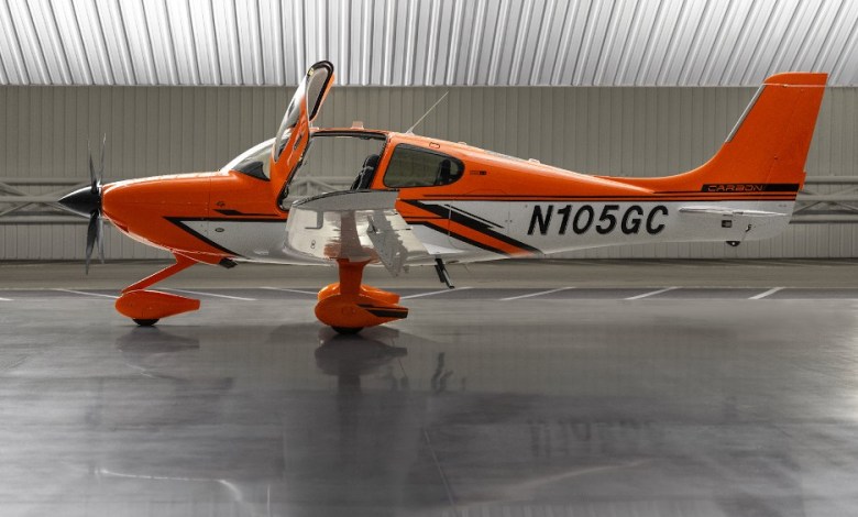 Cirrus Aircraft SR22T turbocharged GA airplane