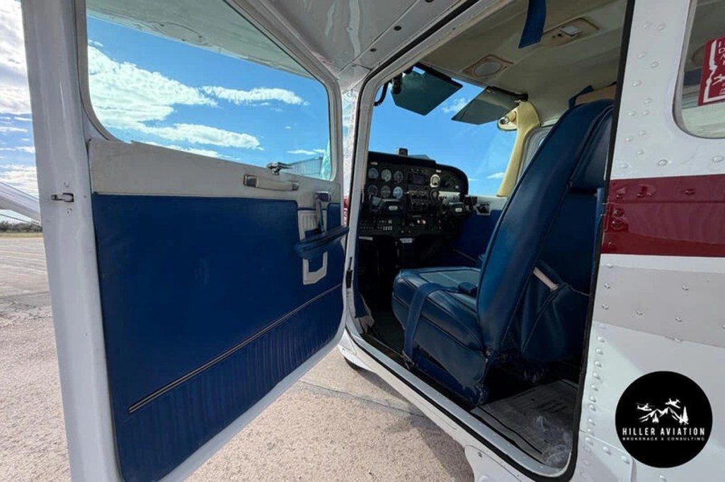 1976 Cessna 172M Skyhawk [Credit: Hiller Aviation]