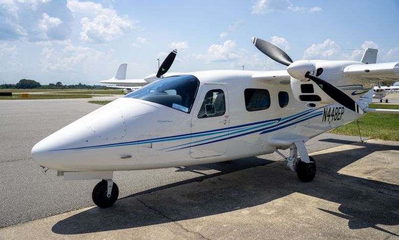 Epic Flight Academy, the largest Part 141 flight school in the U.S., has added two Tecnam P2006Ts. [Credit: Epic Flight Academy]