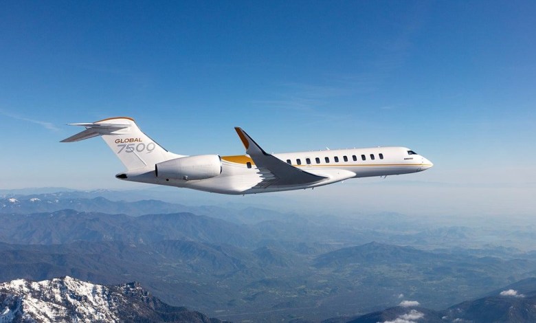 Bombardier Global 7500 business jet in flight
