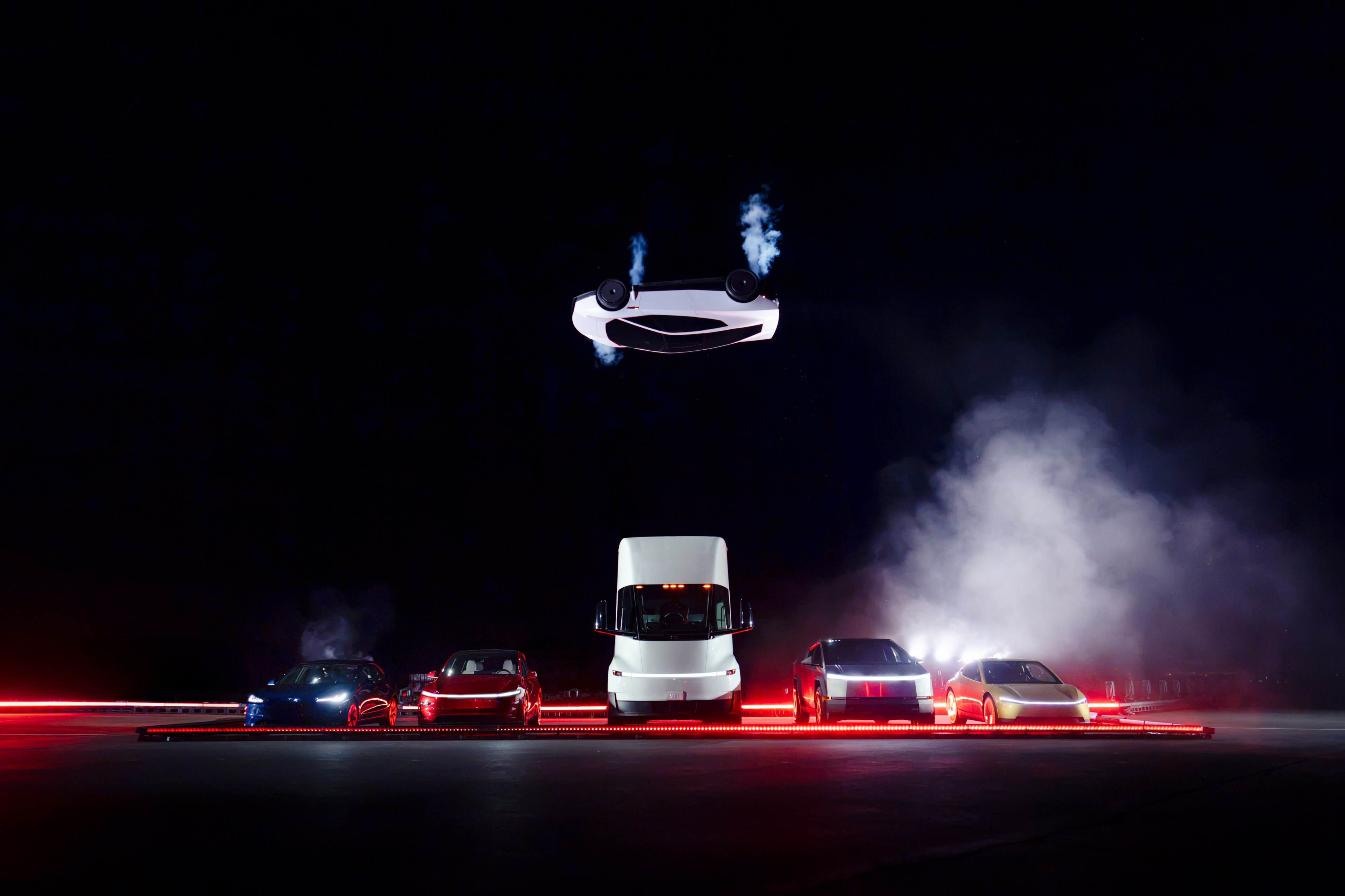 Breaking Down Tesla’s Flying Roadster Debut