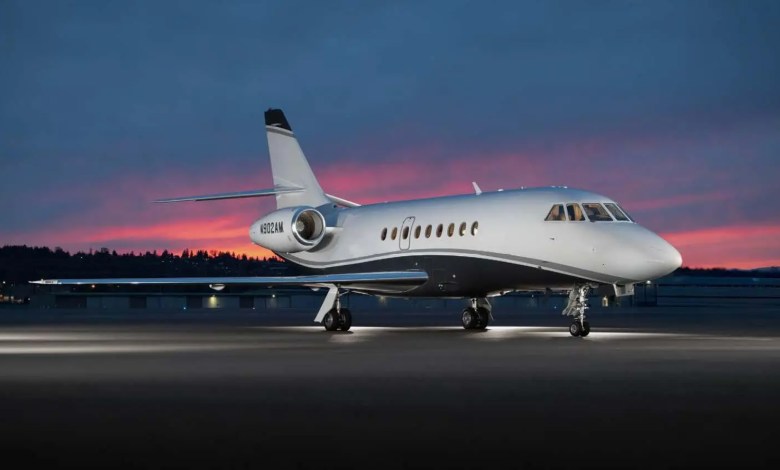 2003 Dassault Falcon 2000 [Credit: AvPro]