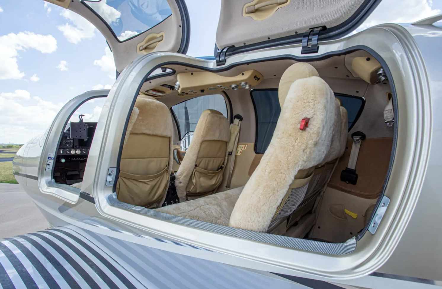 This 2017 Diamond DA62 Is a Fully Equipped 'AircraftForSale' Top Pick