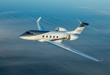 Gulfstream G400 large cabin jet in flight