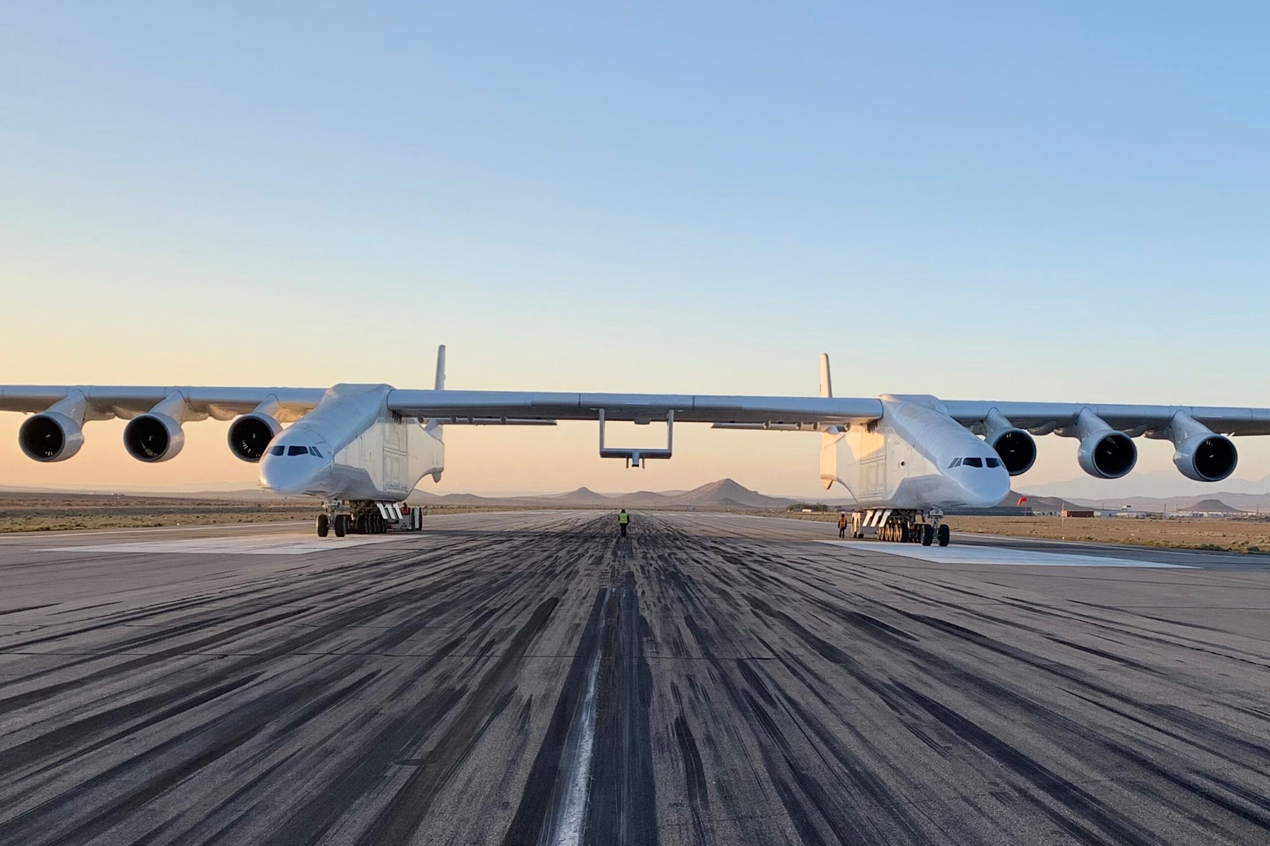 Stratolaunch's Roc with New Carrier Pylon