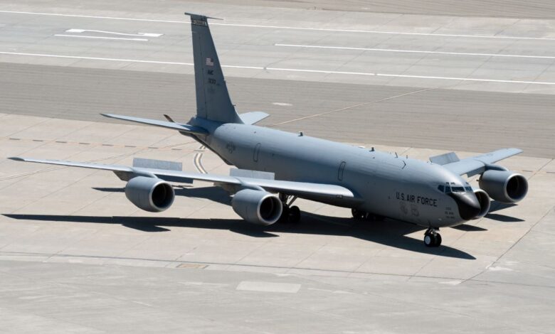 KC-135