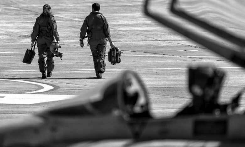 Every pilot—student or professional—eventually encounters plateaus, frustration, and self-doubt. According to Top Gun instructors, these are not signs of failure but rather expected phases of training. [Credit: Adobe Stock]