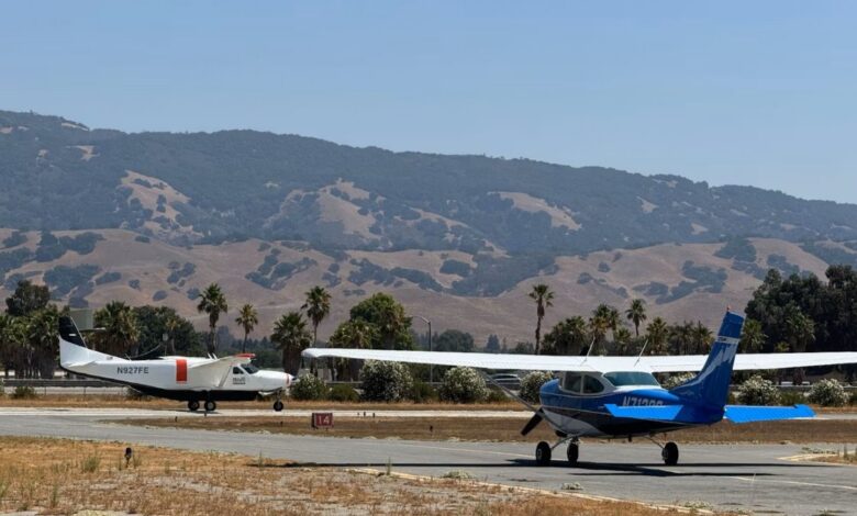 Reliable Robotics automated Cessna 208B Grand Caravan and Cessna 182 on airport runway