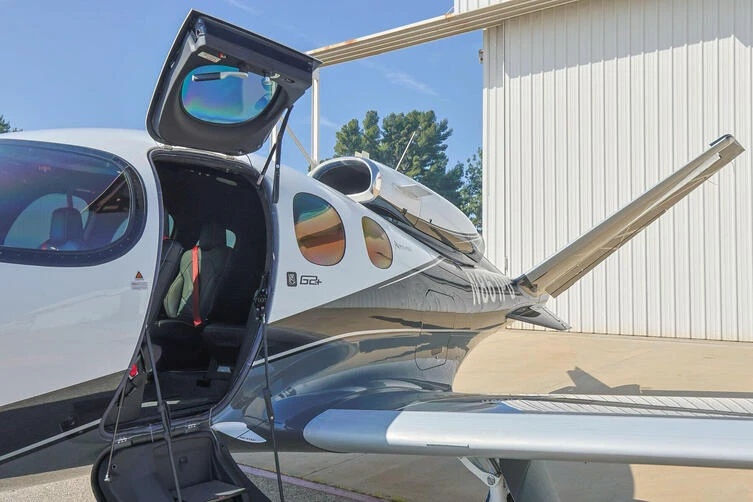 This 2024 Cirrus SF50 G2+ Vision Jet Is a Luxury-Class ‘AircraftForSale’ Top Pick